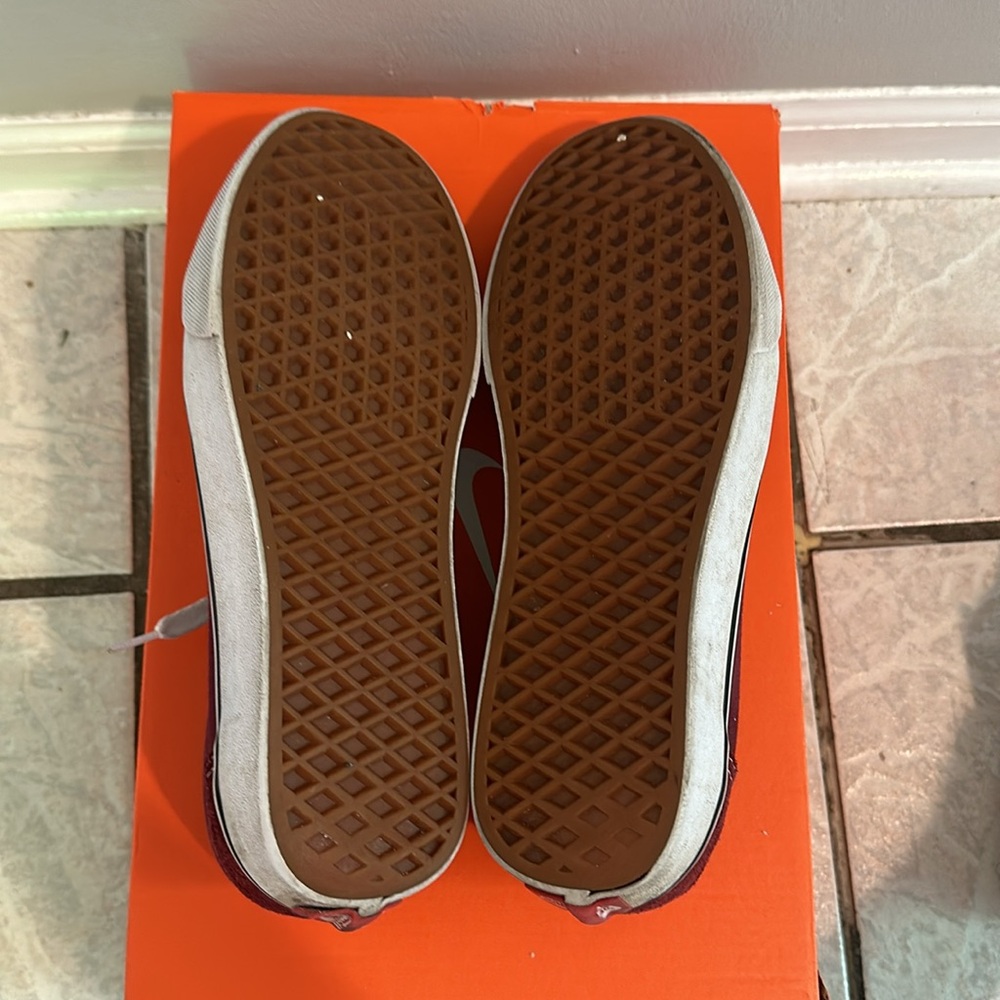 Men’s Vans - Picture 4 of 4